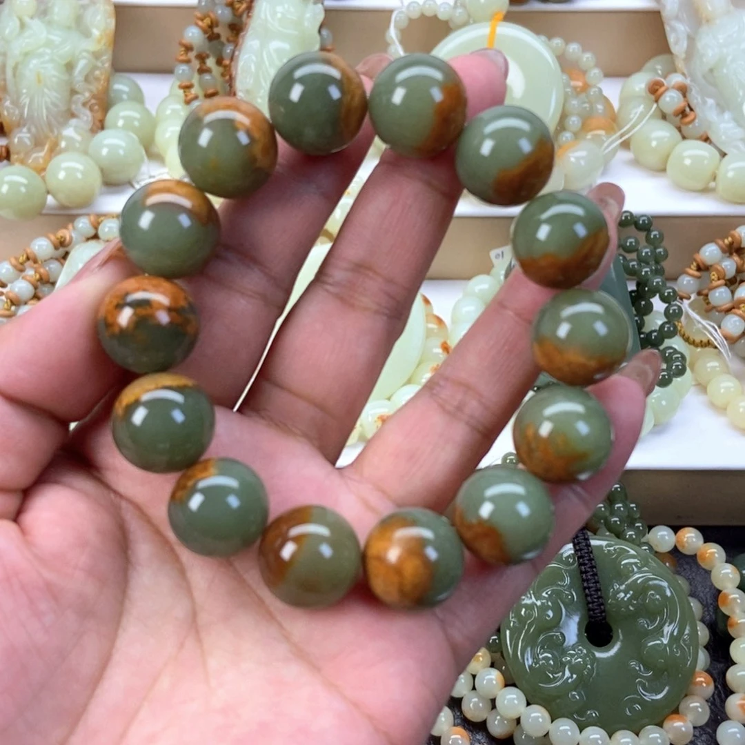 透闪石质玉手串未镶嵌