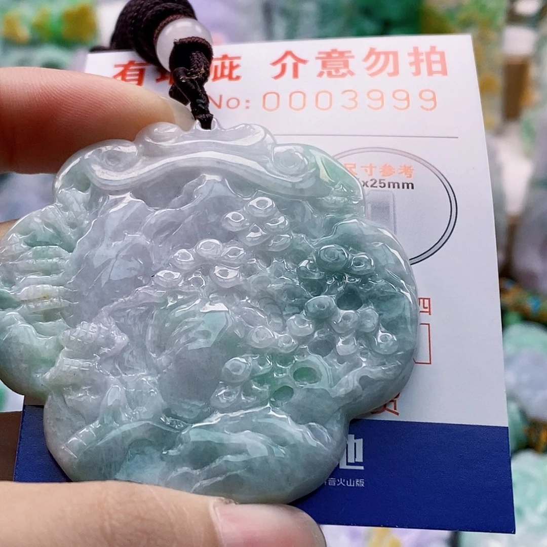 吊坠(不含链)未镶嵌翡翠