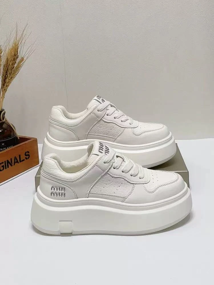 C2659  米白色  时尚厚底圆头系带女休闲板鞋