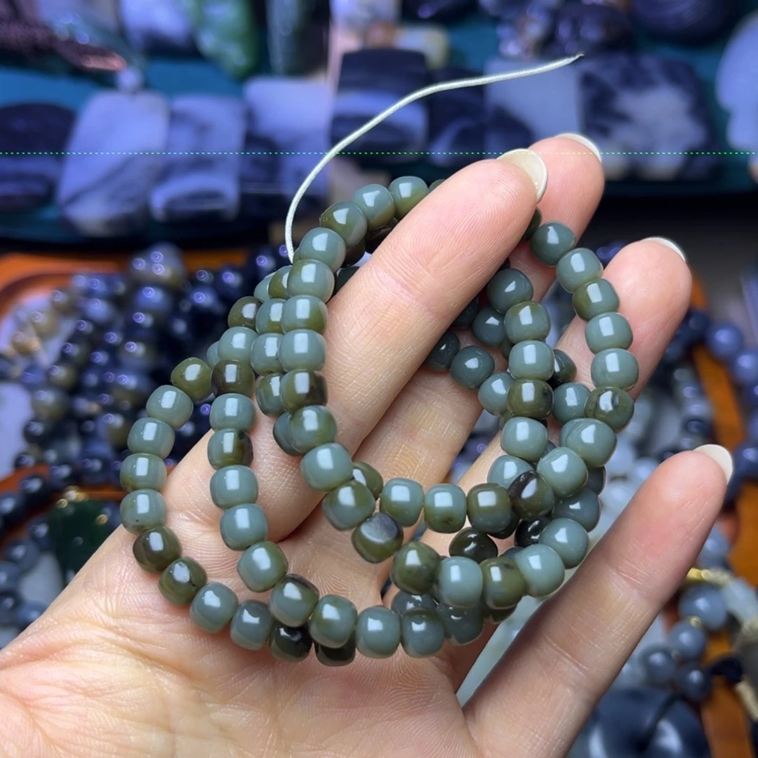 和田玉未镶嵌手串