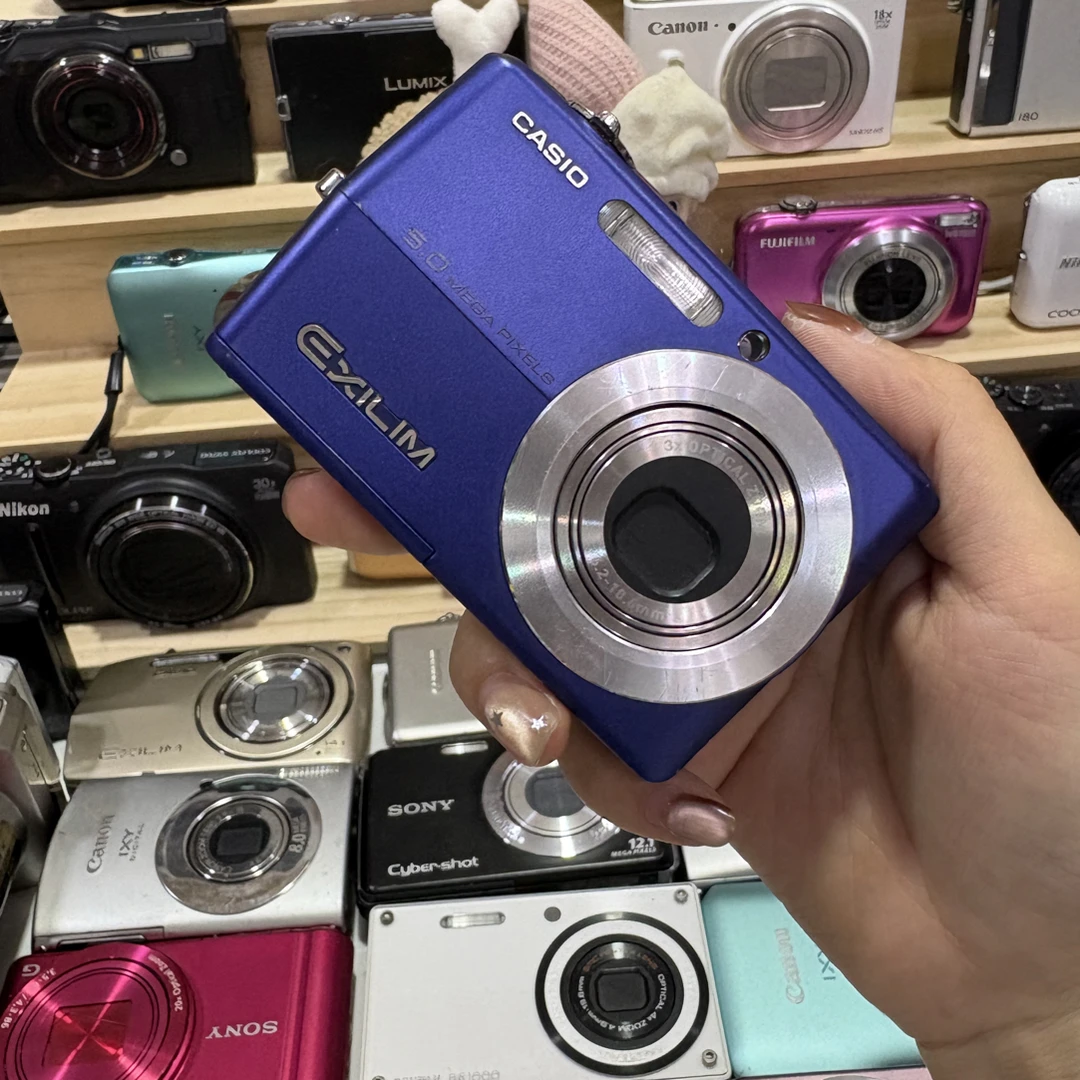 9新 Casio/卡西欧 卡西欧z500克兰因蓝500万像素氛围感人像