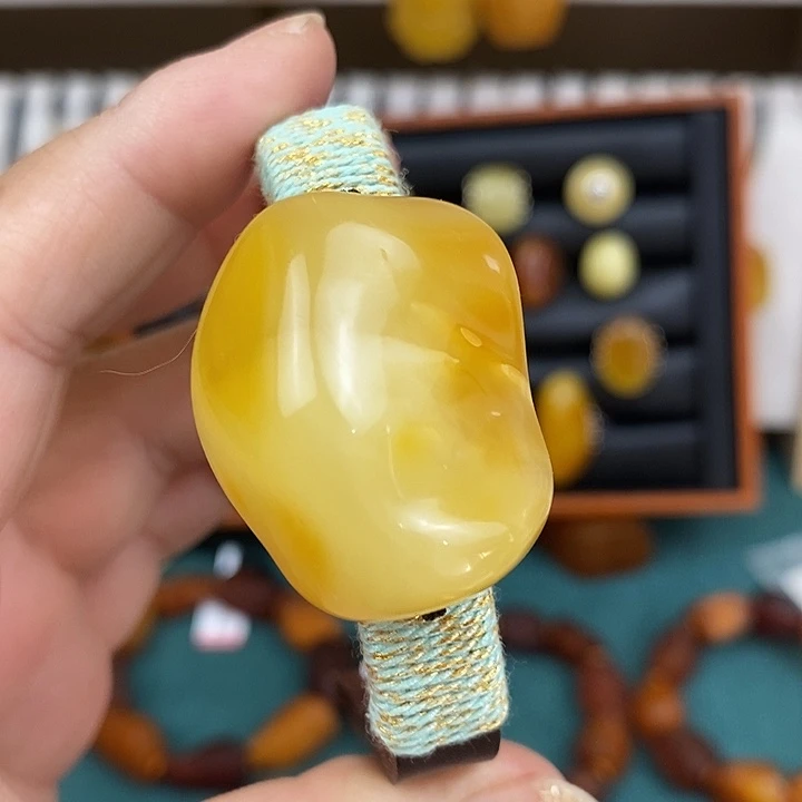 蜜蜡未镶嵌珠宝奇石手牌