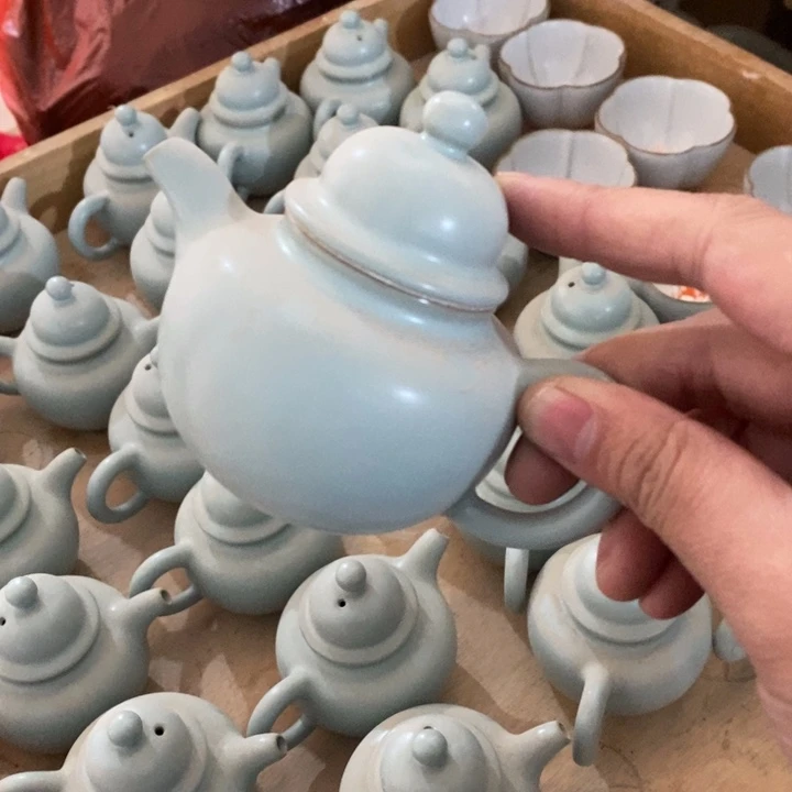 陶瓷艺术品及陶瓷制品