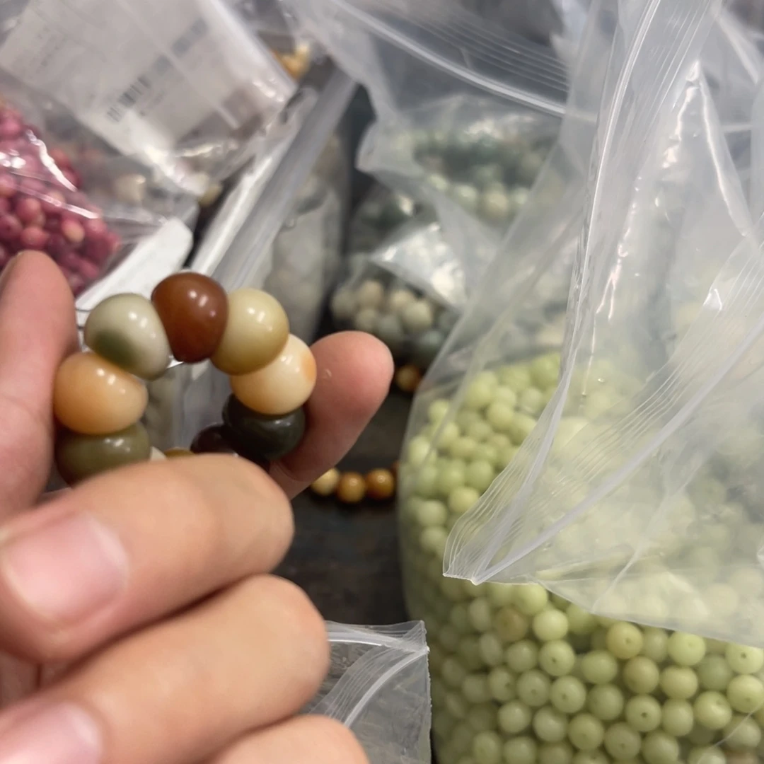 吊坠白玉菩提k14/20+5颗蒜瓣福利