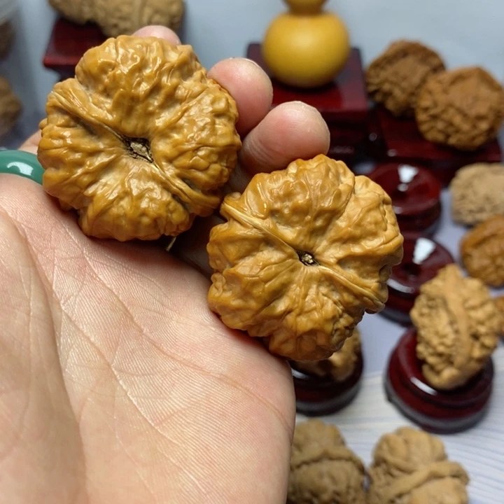 核桃把件茄*蛤蟆嘎嘎嘎