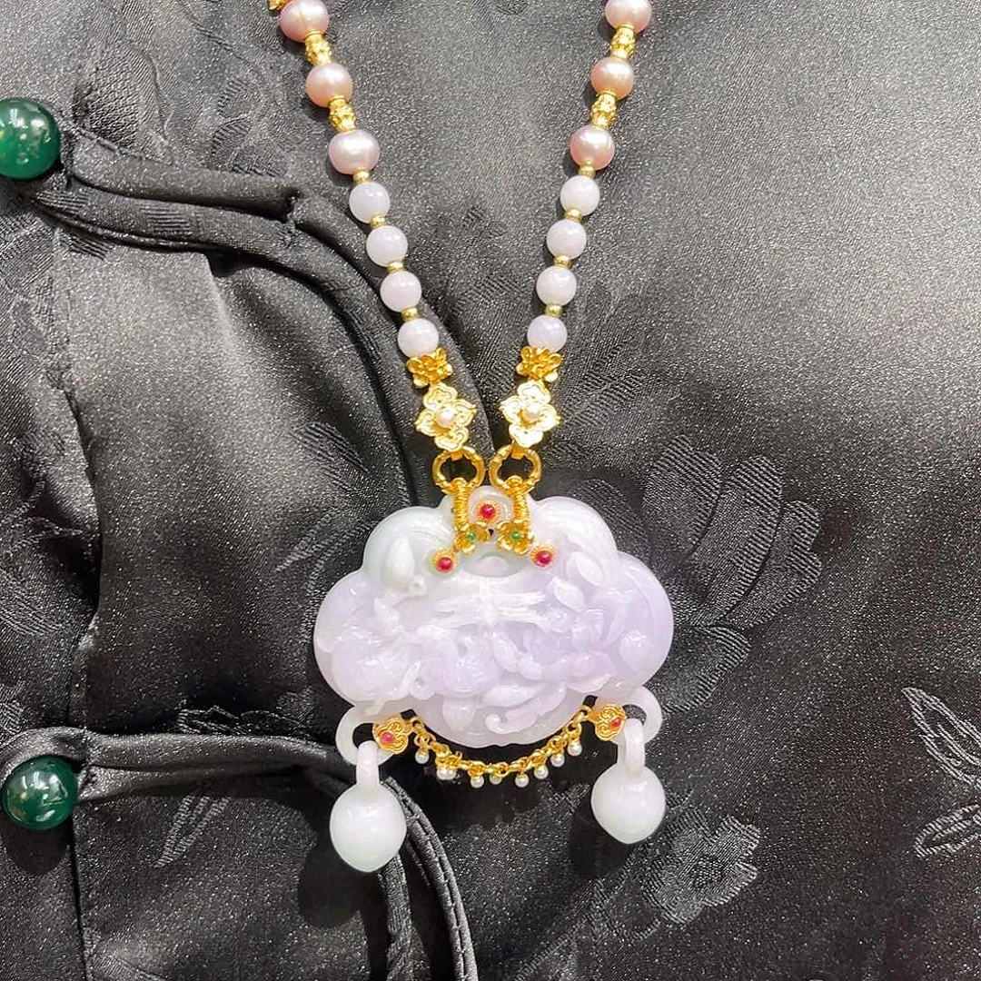 翡翠合金吊坠(赠链)国风