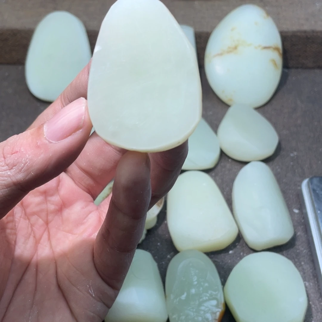 易****定制和田玉未镶嵌和田玉