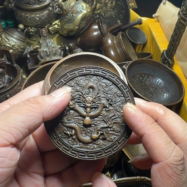 铜器摆件收收藏藏