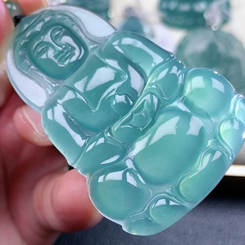 【闪购商品】翡翠颈饰未镶嵌天然翡翠
