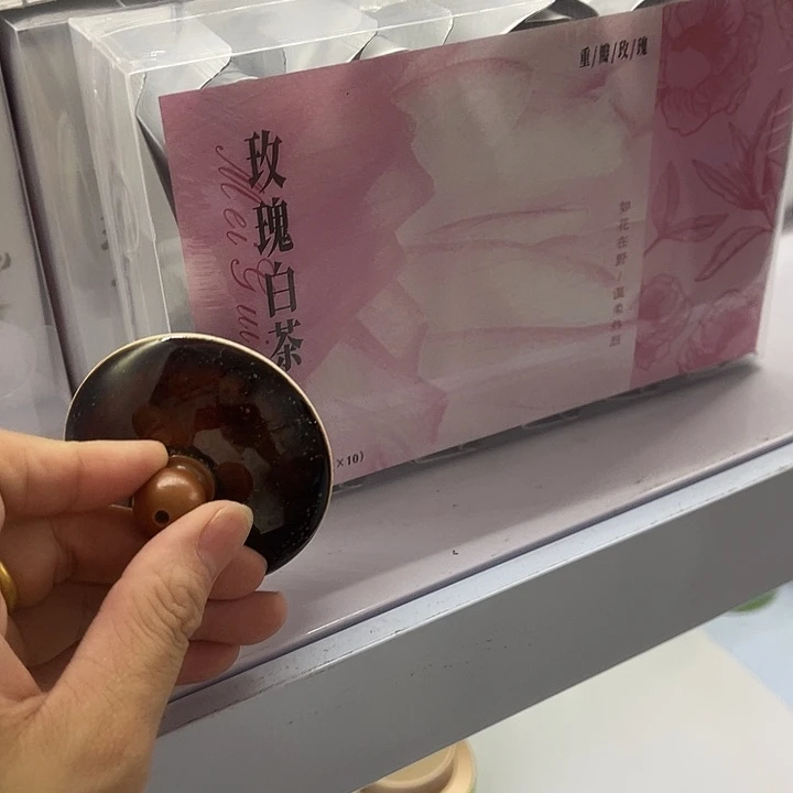 福利待遇多多哦哦哦