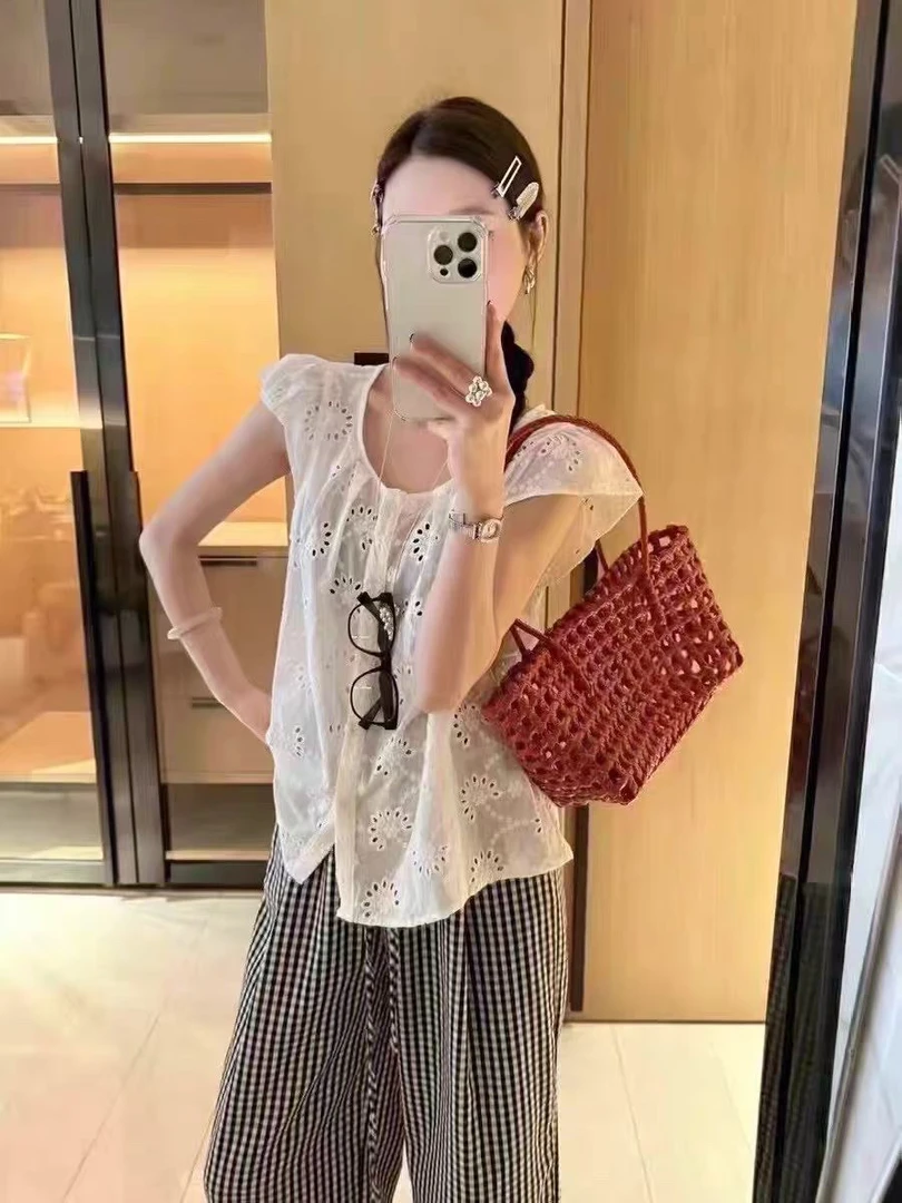 （姐姐家）蕾丝镂空短款小飞袖衬衫女夏季新款气质上衣