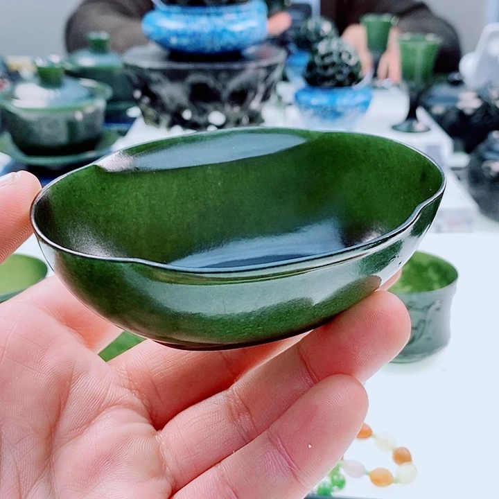 奇***e和田玉（青玉）未镶嵌把件