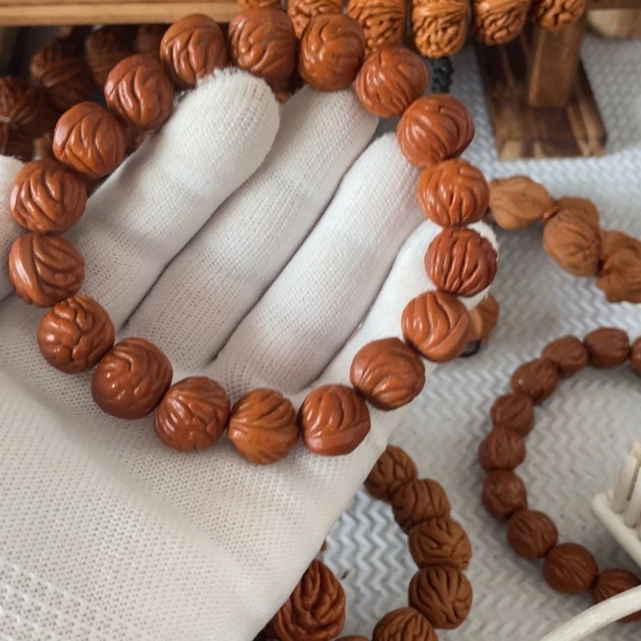 桃木5号链接桃核手串一个