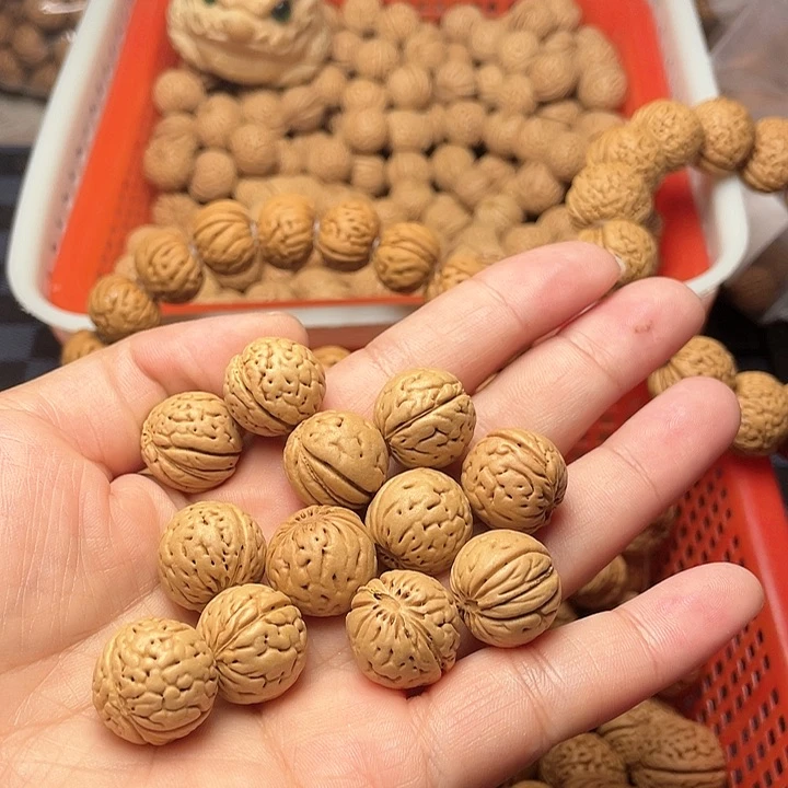 手串桃核小*凡核桃手串16➕