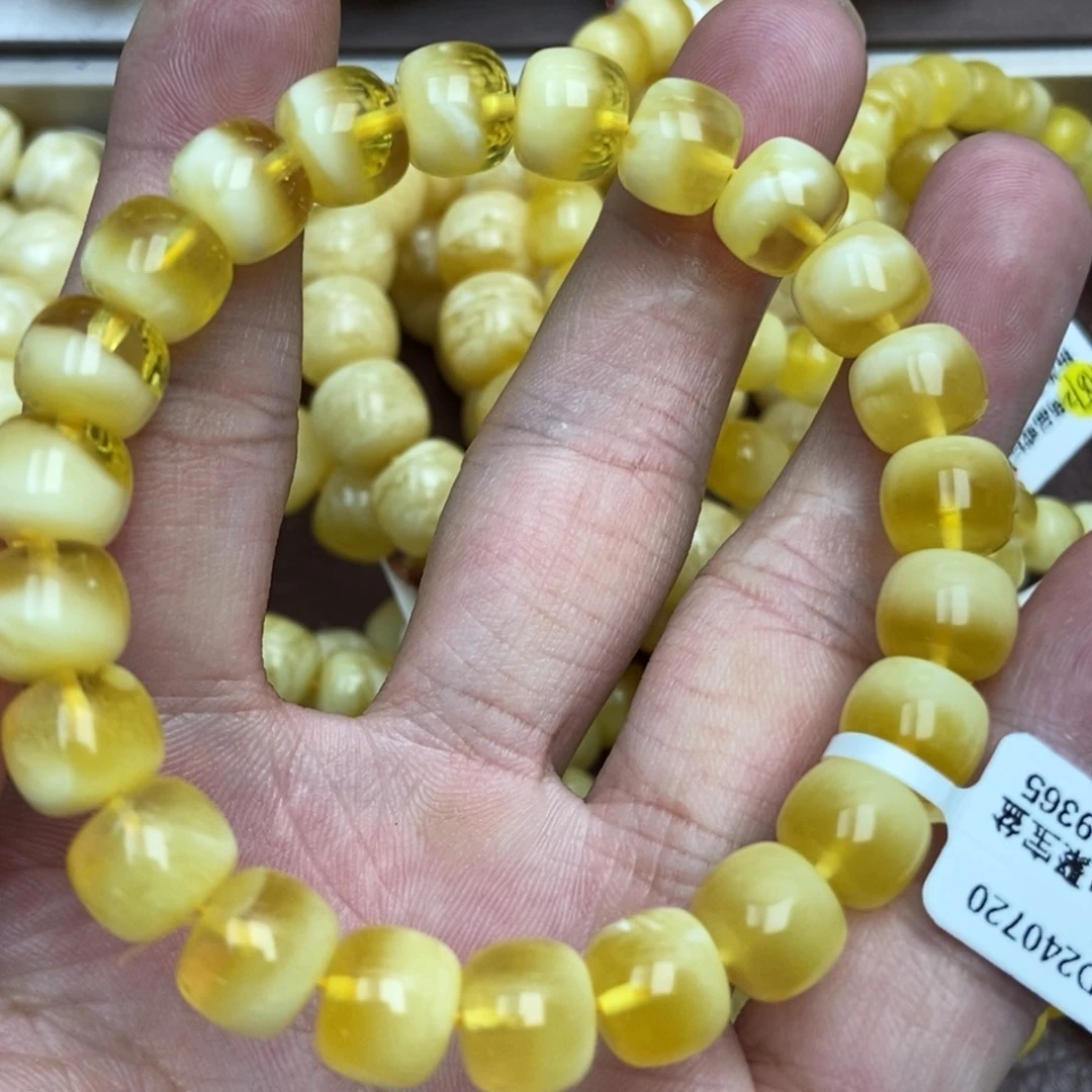 琥珀未镶嵌珠宝奇石1