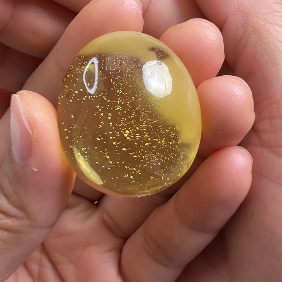 琥珀未镶嵌裸石琥珀