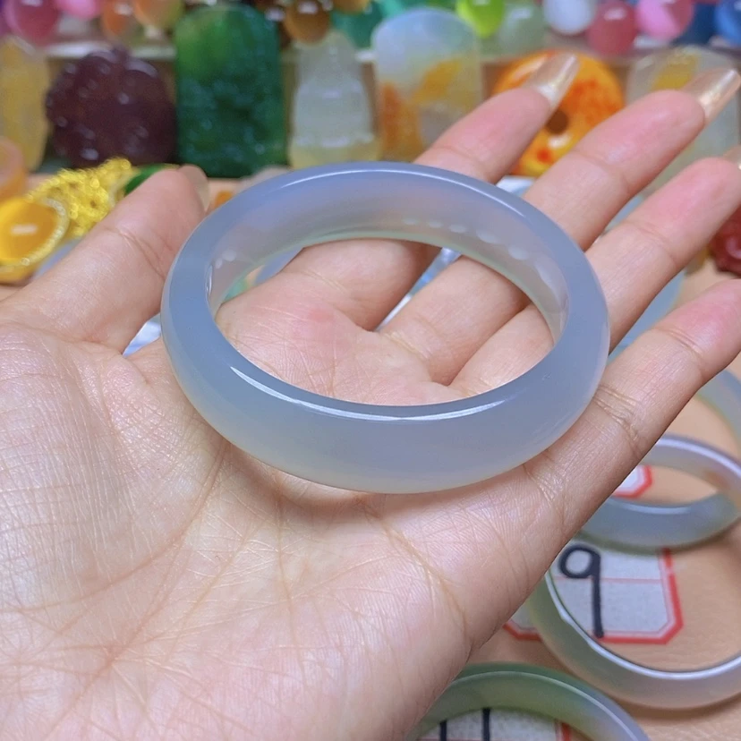 【闪购商品】玛瑙/玉髓颈饰未镶嵌远****。