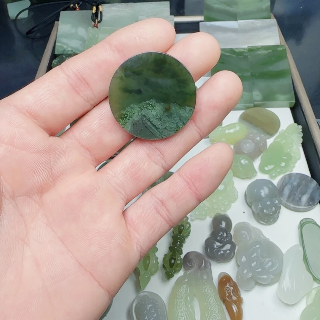 和田玉颈饰未镶嵌见*