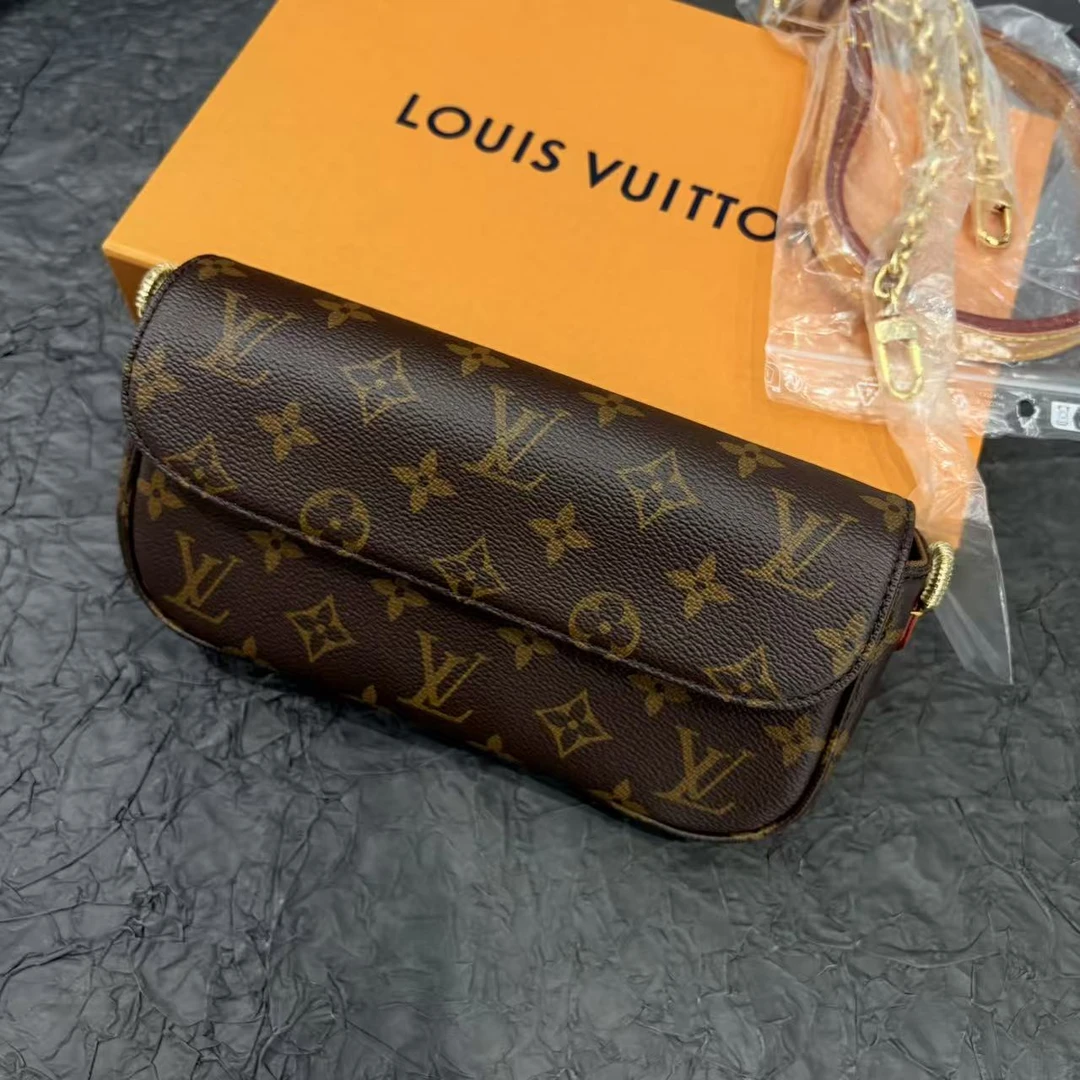 95新 LouisVuitton/路易威登 经典老花满印链条包