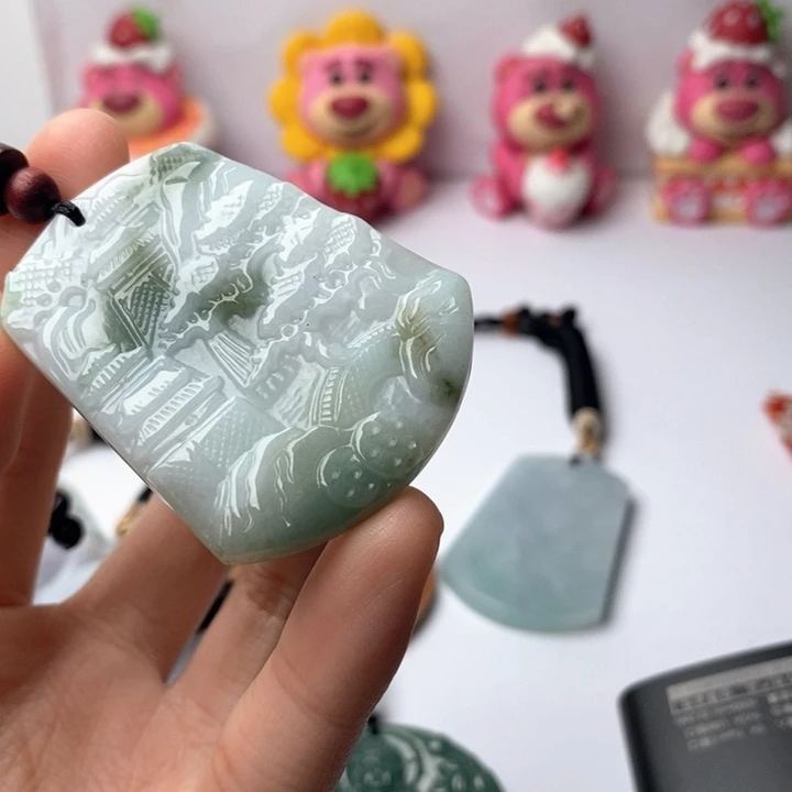 翡翠未镶嵌颈饰翡翠