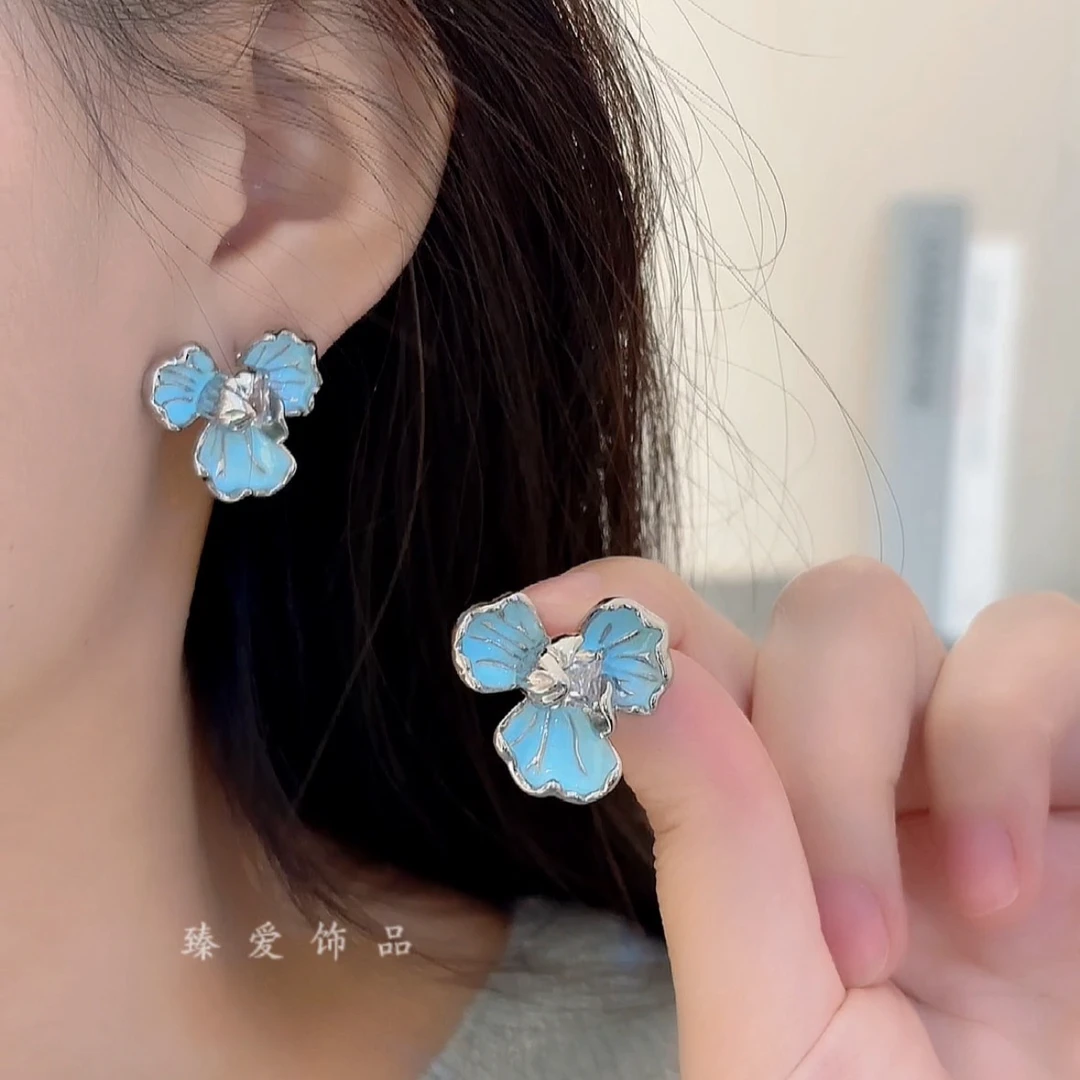 铜合金合成锆石耳饰 蓝色鸢尾花高级感气质花瓣小众设计感耳环