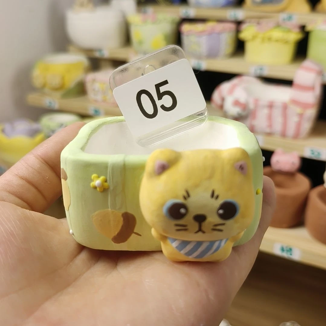 05围兜小猫松果方盆