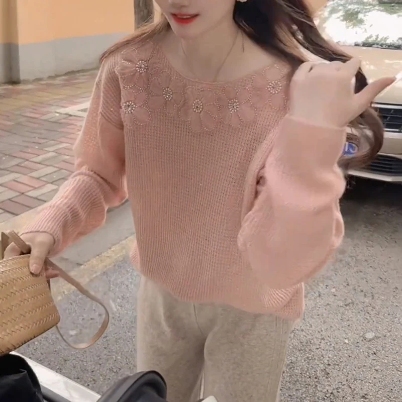 2025早秋新款时尚洋气烫钻花朵针织衫毛衣宽松慵懒风女士长袖上衣