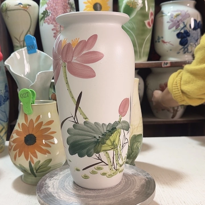 陶瓷陶瓷高32哑光白徒弟荷花陶瓷