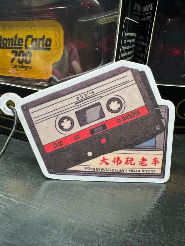 车载香片持久淡香精油香薰片车用车内香水高级挂件装饰品磁带款