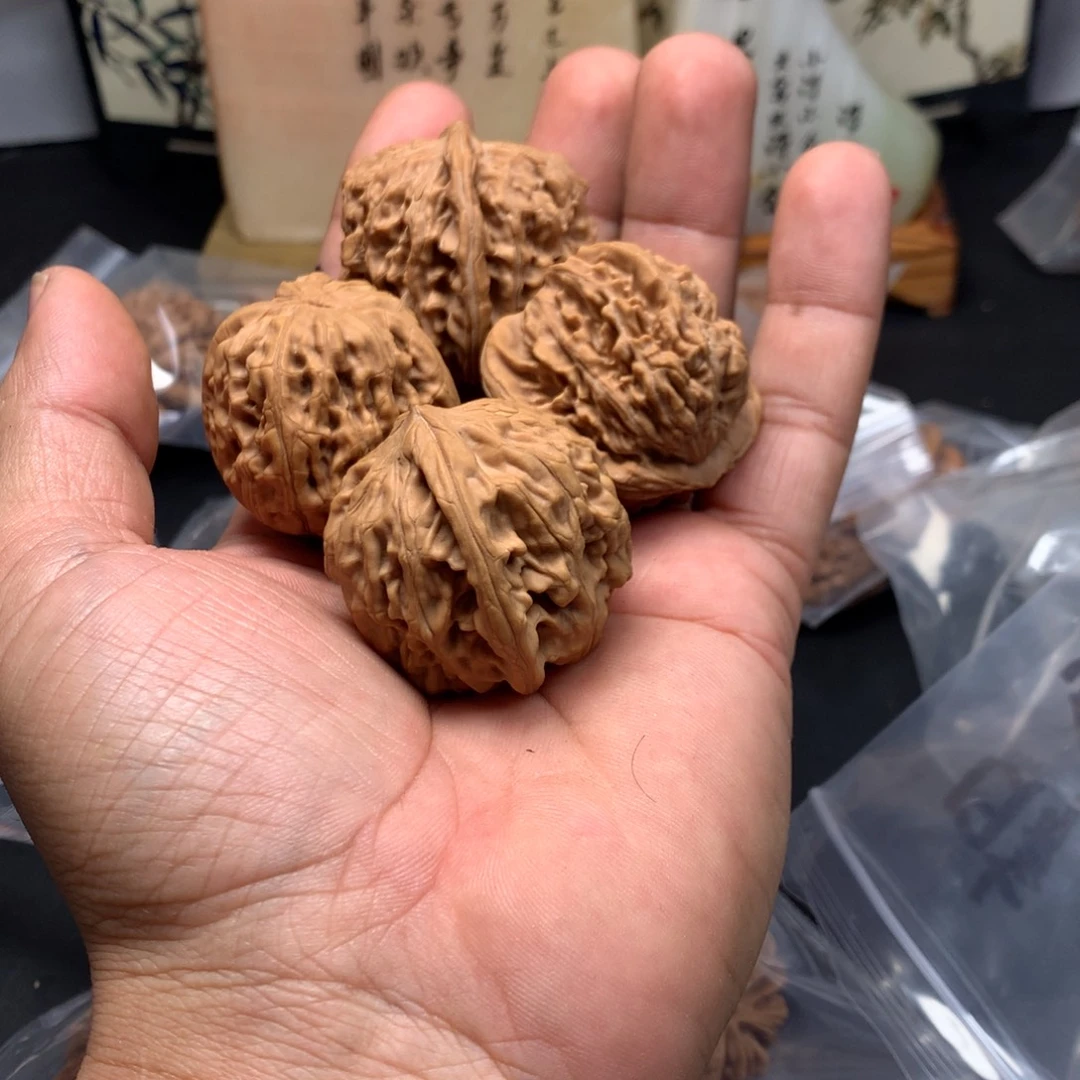 时***光文玩核桃把件四座楼，鸡心