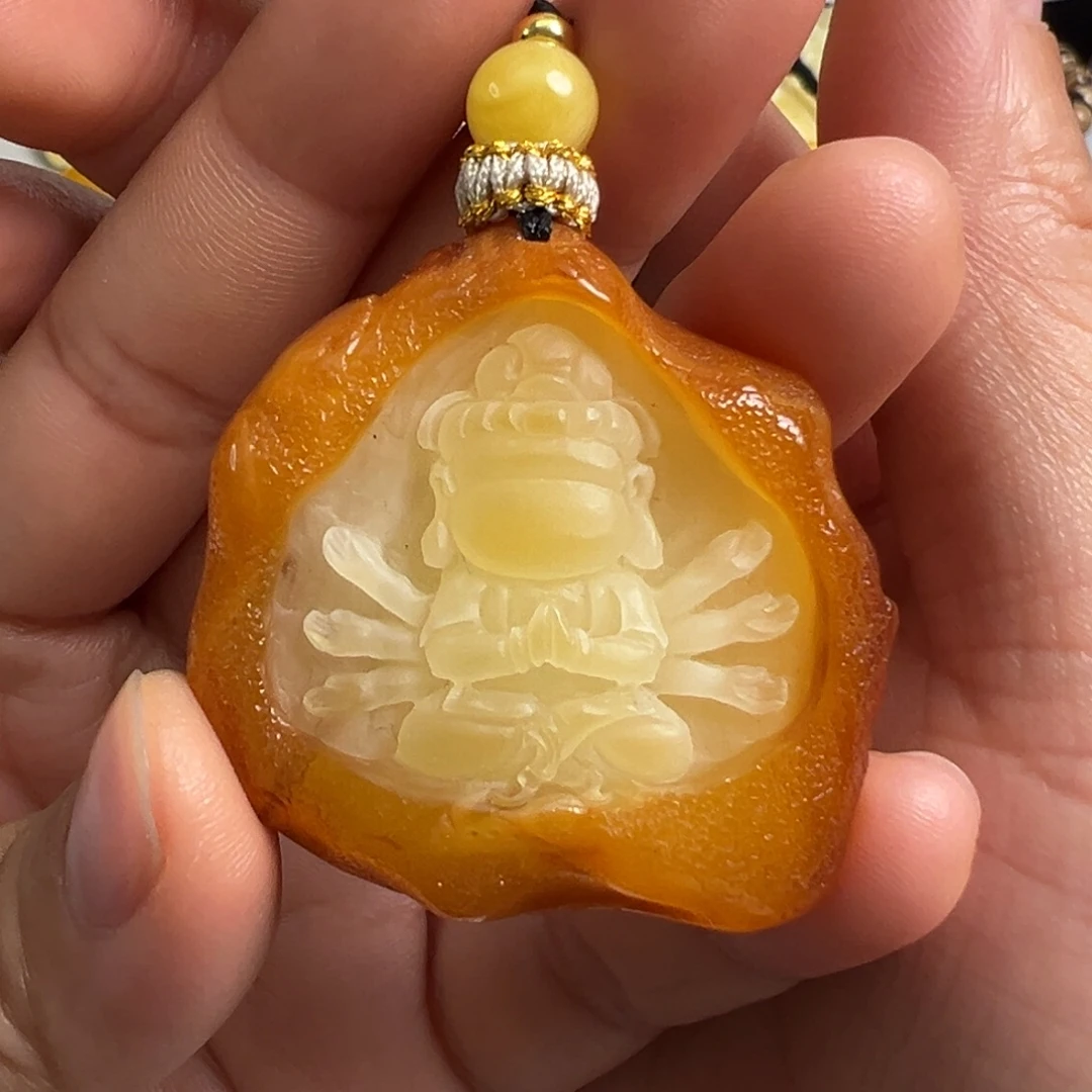 蜜蜡未镶嵌裸石鼠