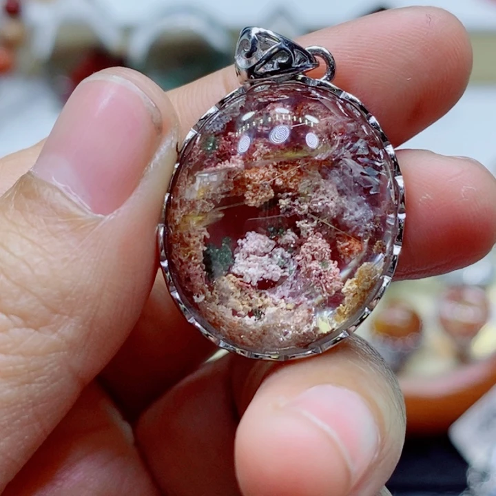 水晶颈饰未镶嵌一****?水晶