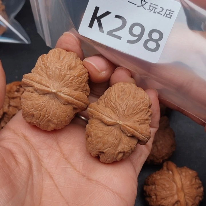 桃核吊坠K298元宝