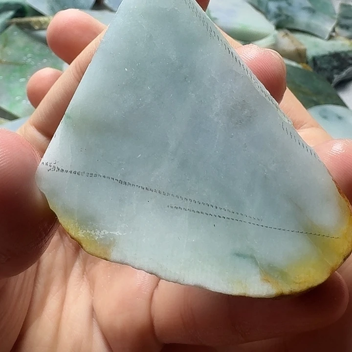 翡翠未镶嵌颈饰688