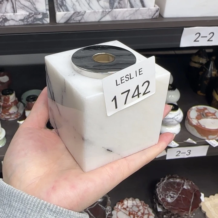 J1742！。。。。。。。。。。。