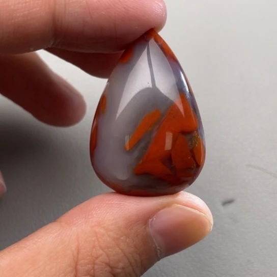 玛瑙/玉髓颈饰未镶嵌大*斌