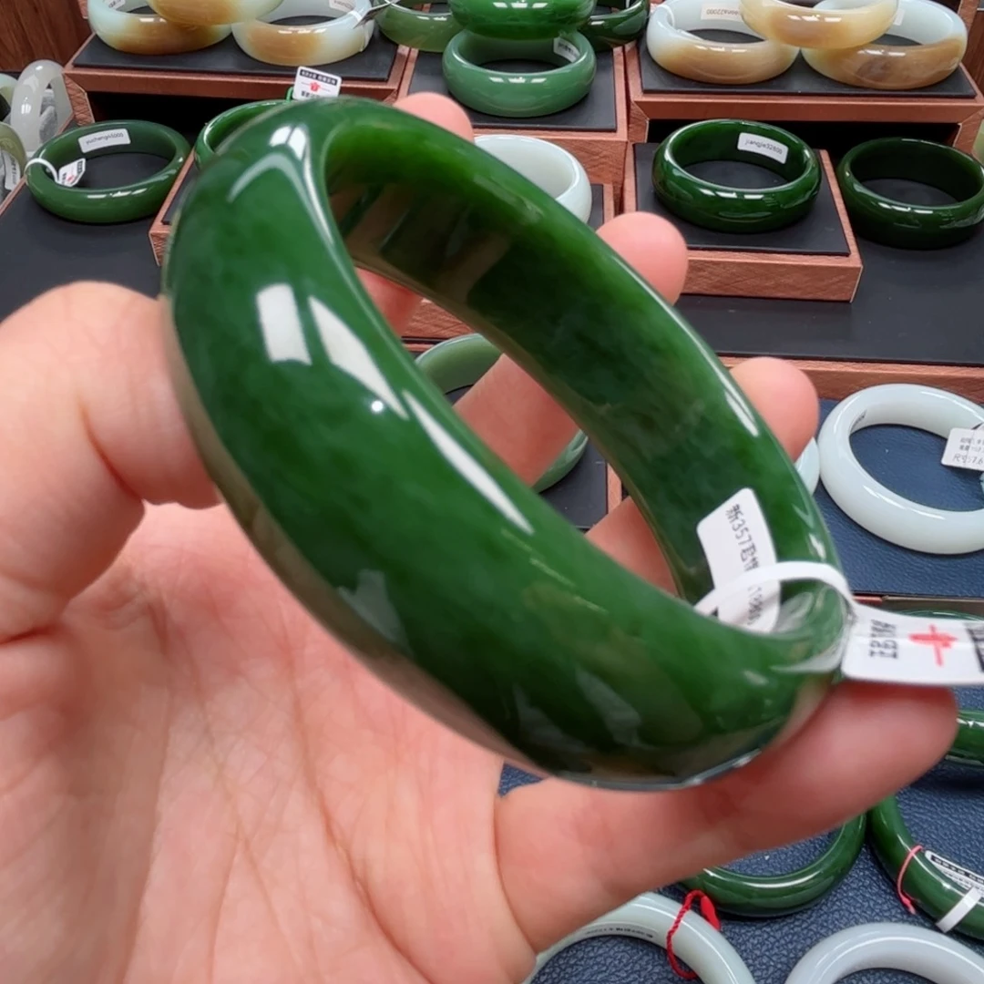 未镶嵌手镯和田玉（碧玉）5960