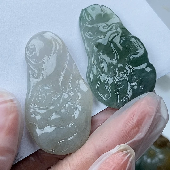 颈饰未镶嵌翡翠2件