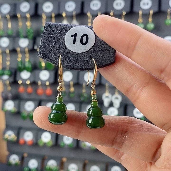 和田玉耳饰18K金镶嵌