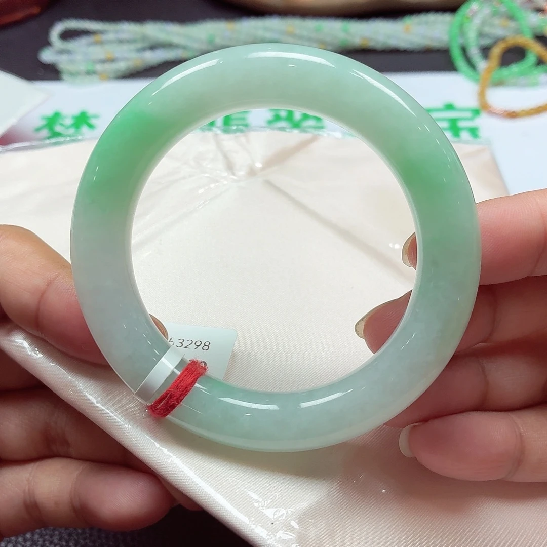 翡翠未镶嵌手镯天然缅甸A货翡翠