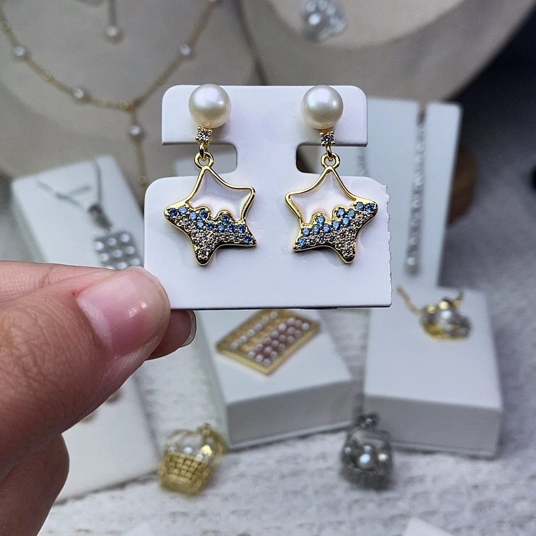 银S925镶嵌耳饰淡水珍珠