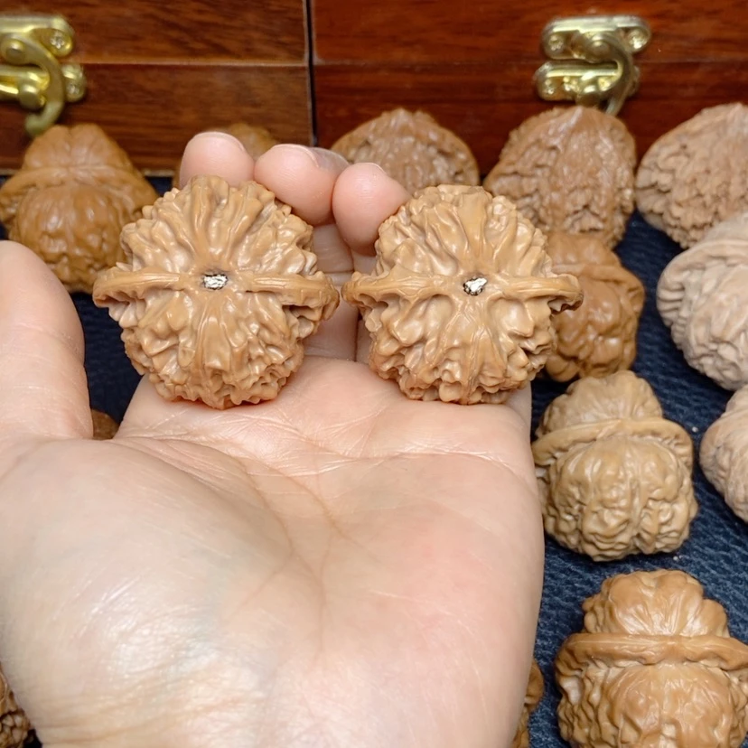 【闪购商品】文玩核桃吊坠苹果园42