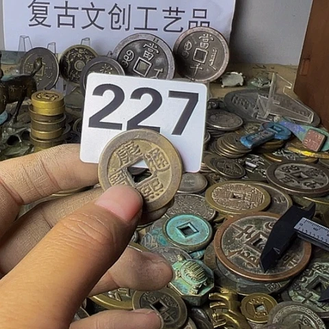 铜黑***炫复古文创工艺品