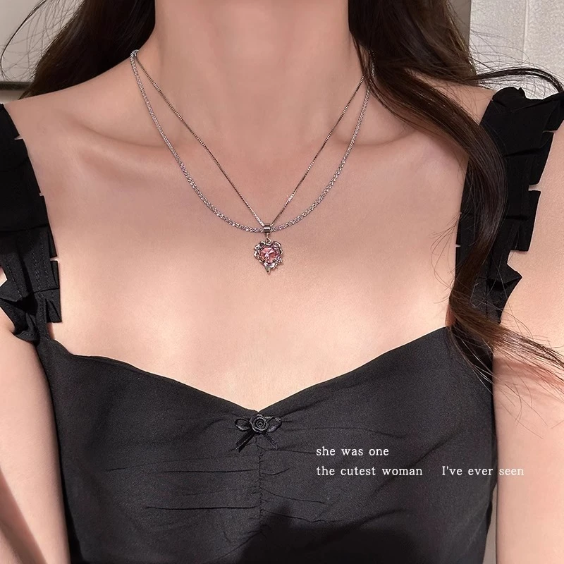 非金属亚克力项链 粉色锆石爱心项链女款串珠锁骨链叠戴颈链吊坠