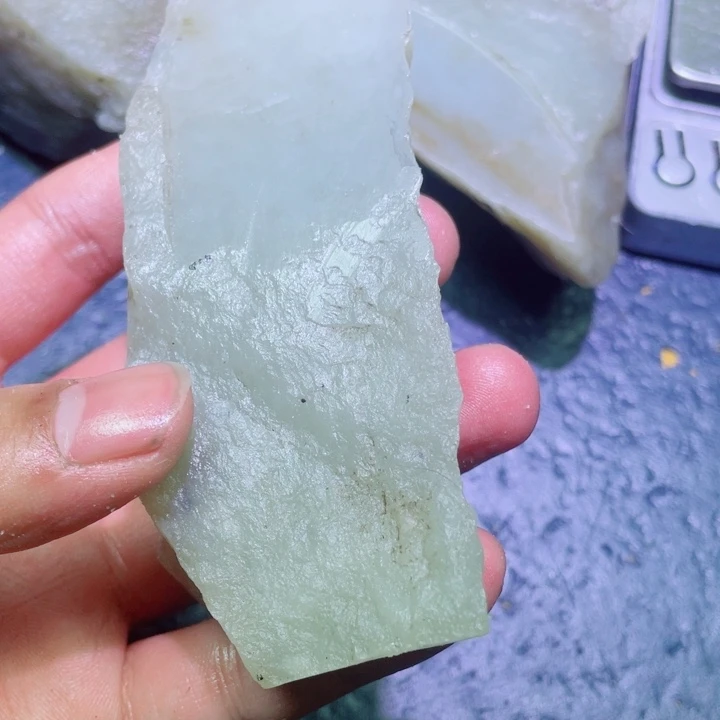 和田玉未镶嵌珠宝半成品