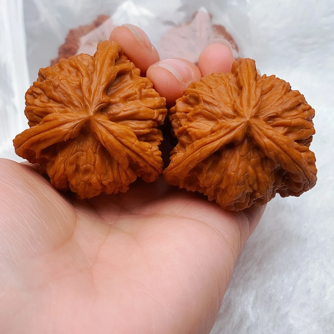 打***人文玩核桃吊坠三棱