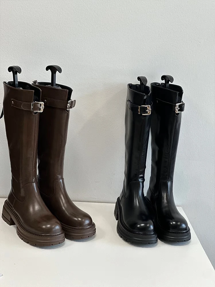 牛皮长筒靴子带扣