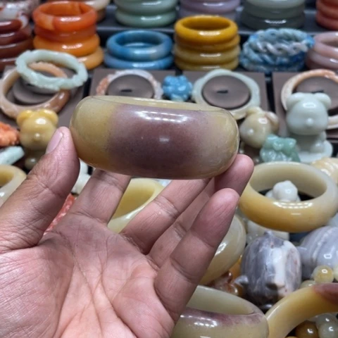 颈饰合金石英质玉桔*红