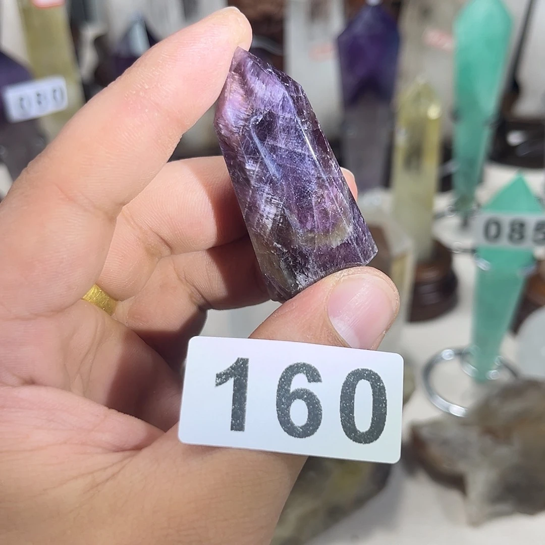 未镶嵌水晶大型摆件（非配饰）