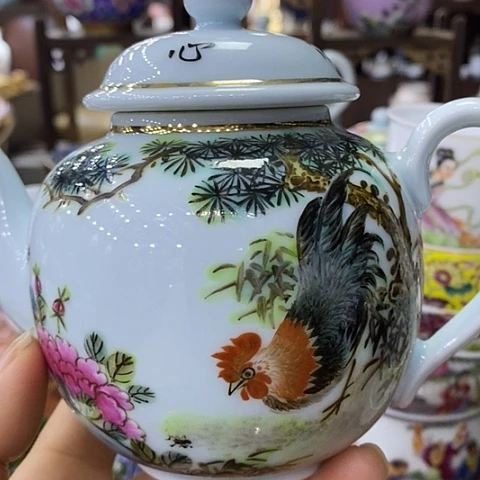 摆件陶瓷艺术品收藏